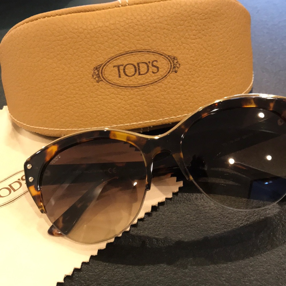 TOD’S Sunglasses!
